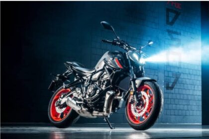 Yamaha MT-07 2025: A Powerful and Stylish Middleweight Naked Bike