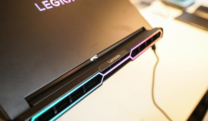 Gaming Performance Benchmarks on Legion Pro 7i