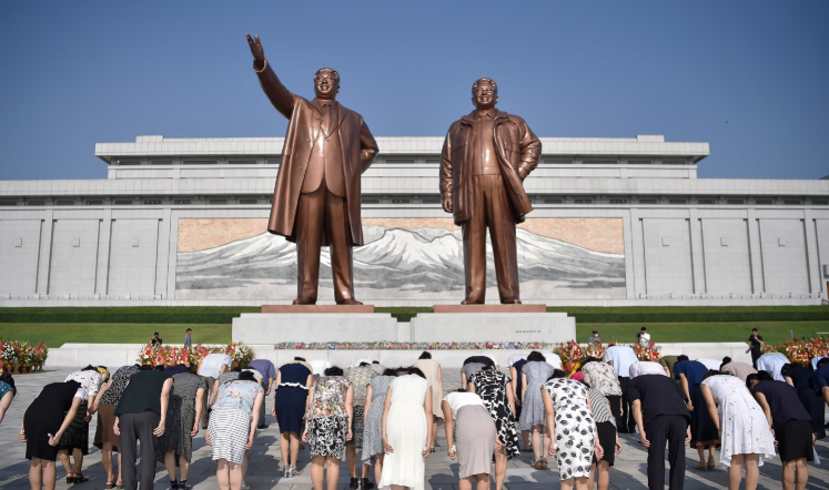 North Korean restaurant by the sea